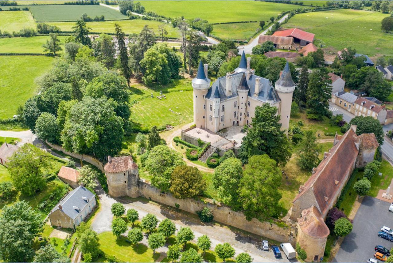 Chateau Saint-Chartier Panzió Kültér fotó